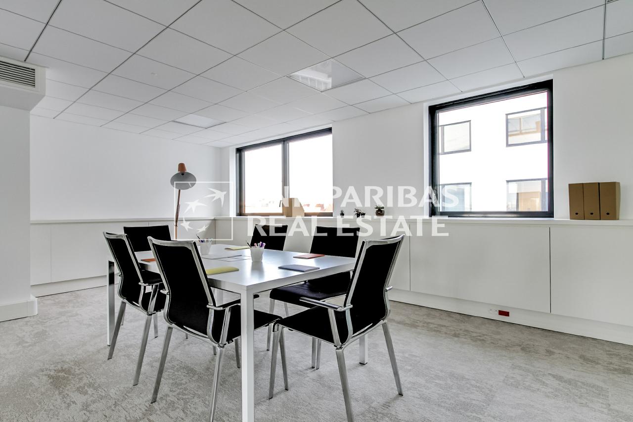 Bureau Levallois-Perret 3850m² Location bureau Levallois-Perret Hauts-de-Seine OLBUR2103330 3